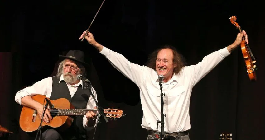 John Otway & Wild Willy Barrett - The Christmas Bash at Arts Centre