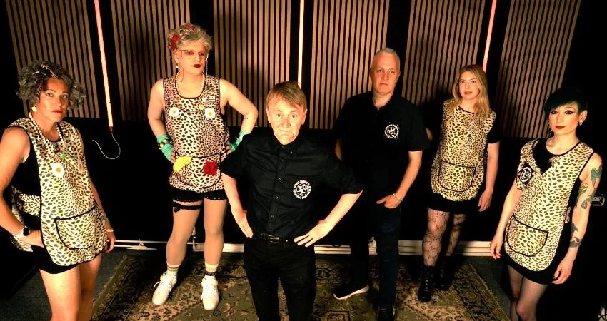 Pete Bentham & The Dinner Ladies in Birmingham! at Rock & Roll Brewhouse