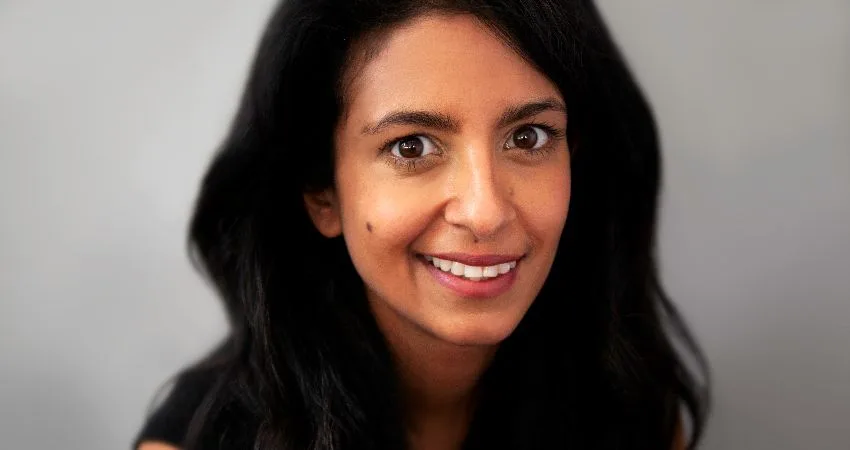 SCIENCE, CREATIVITY AND SCRIBBLING WITH KONNIE HUQ (FAMILY EVENT)
