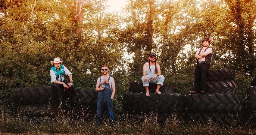 SWAMP STOMP PRESENTS: HILLBILLY HOEDOWN at Picture House