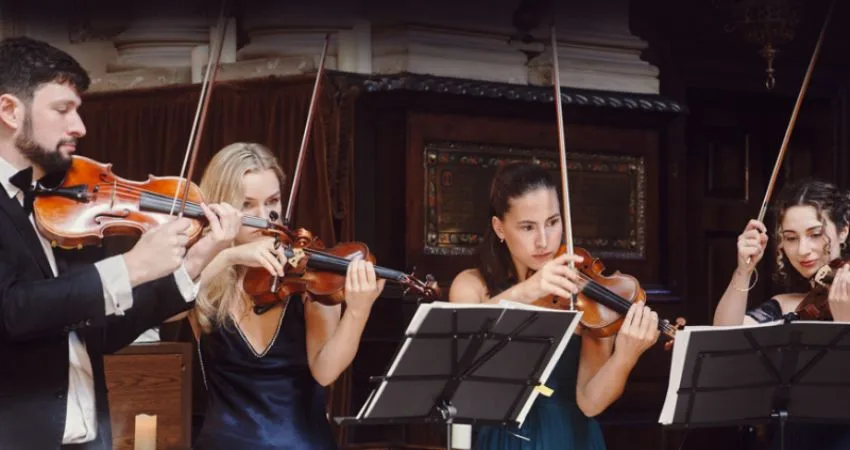 Vivaldi Four Seasons at Christmas