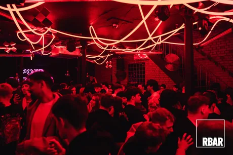 Rbar Fridays Free Entry + Drink Tickets
