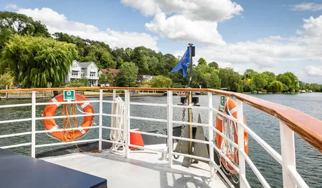 Explore the Thames with Thames Rivercruise