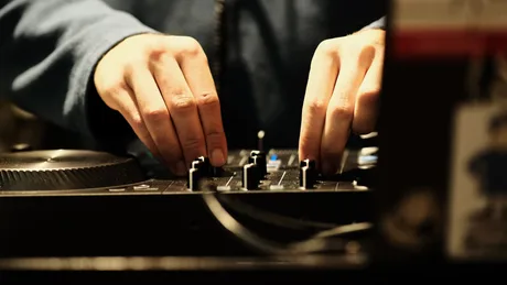 An Evening with Donae'o (4HR UK Funky DJ Set)