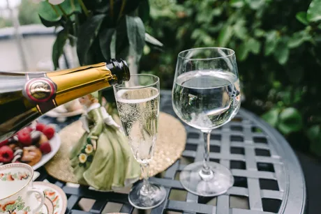 BOTTOMLESS BRUNCH AT VILLAGE SWANSEA