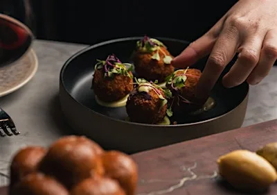 Whisky Tasting Experience with Food