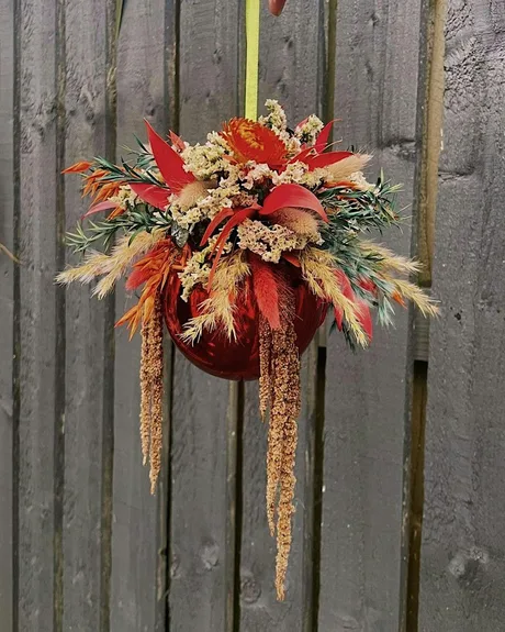 Dried Flower Christmas Bauble Workshop