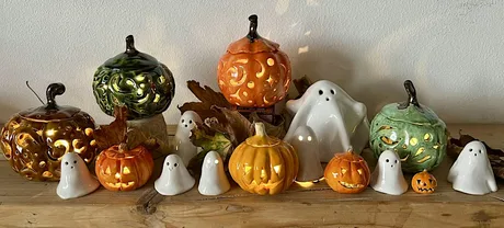 Ceramic ghosts and pumpkins workshop