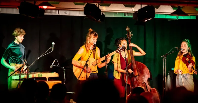 Selveya + Cherry at The Bell Inn