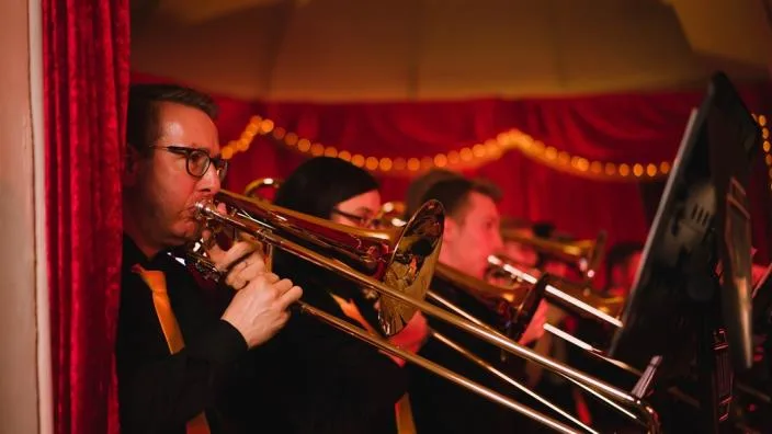 Live on the Bandstand: The Peoples Big Band