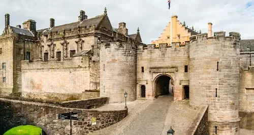 Loch Lomond, Stirling Castle & The Kelpies: Roundtrip
