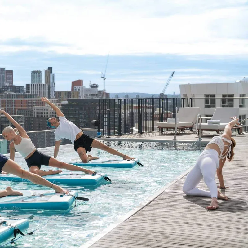 Aqua board pilates at art’otel