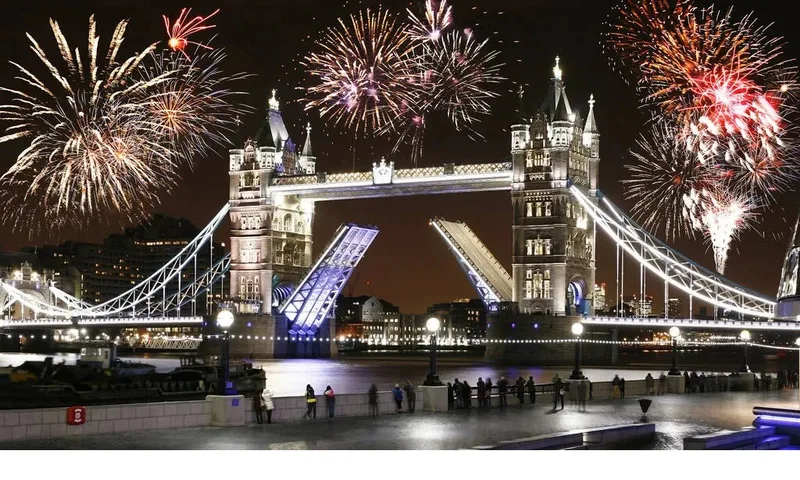 Fireworks on the Thames - The ultimate New Years Eve Boat party - selling out