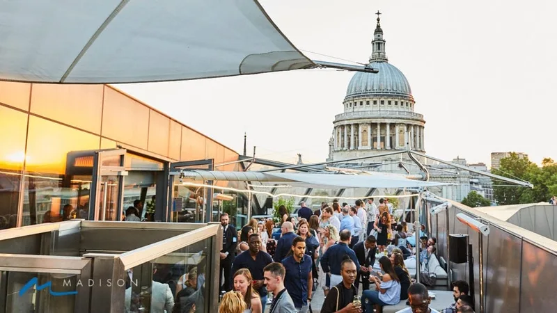 DateinaDash Date Score™ Rooftop Singles Party @ Madison (Ages 21-45)