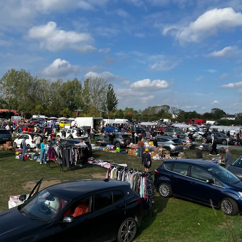 Stonham Barns Sunday Car Boot and The Land Rover Show