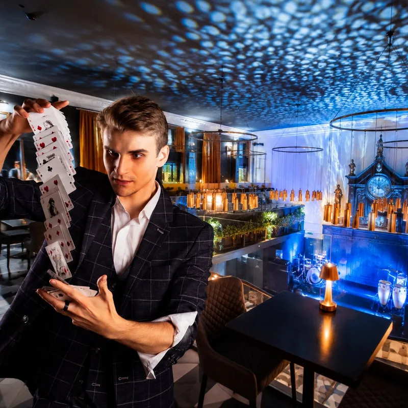 Singles Magic Mixer London at Amazing Grace