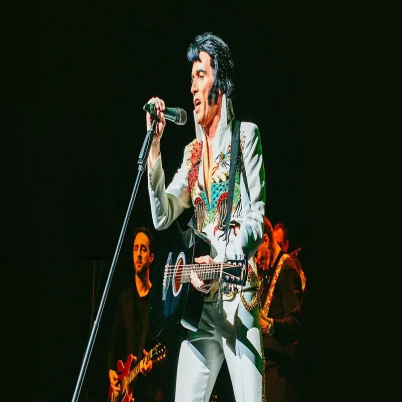 Elvis: Viva