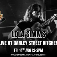 Live Lunch: Lola Simms
