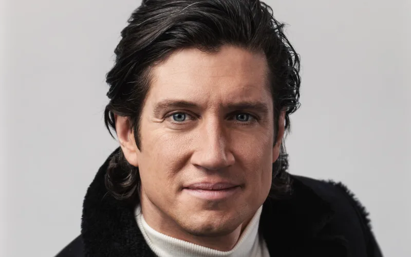 BBC Radio 2 DANCE Sounds of the 90s with Vernon Kay