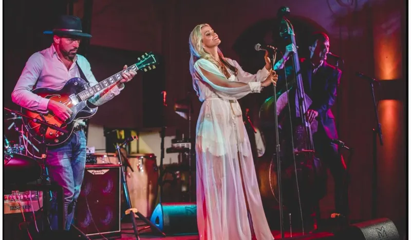 Rebecca Poole’s (Purdy’s) Gin and Jazz Cruise with Hobbs of Henley