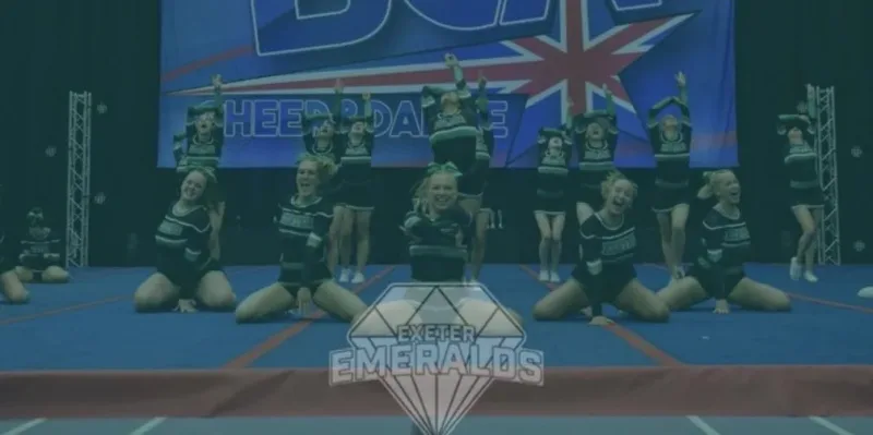 Returners performance cheer taster