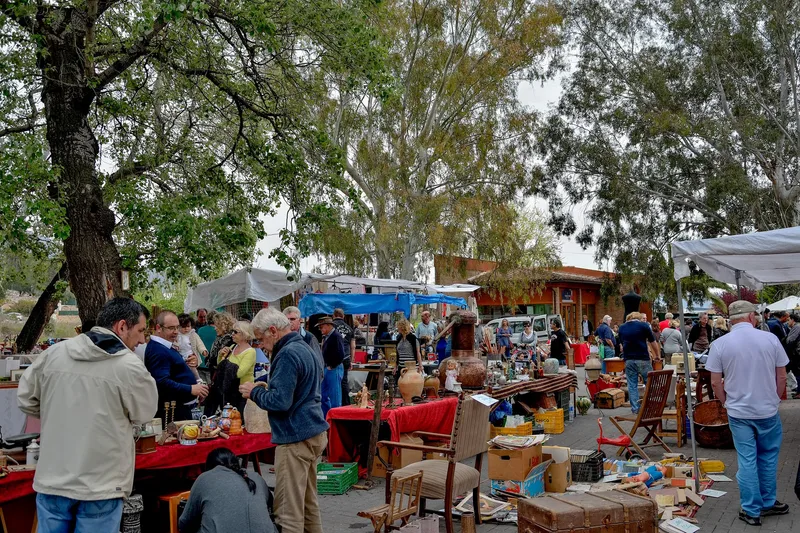 NUMBER ONE EVENTS – ANTIQUES FAIR