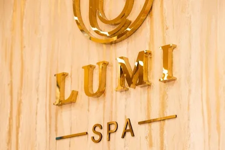 Weekday 50 Minute Massage with Afternoon Tea and Fizz at Lumi Spa London