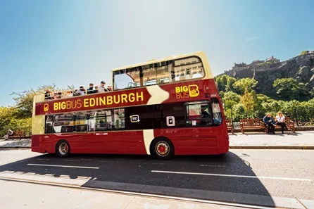 Discover Edinburgh on a Hop-On Hop-Off Sightseeing Bus Tour for Two