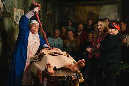 London Dungeons Visit and Thames Rockets Speed Boat Ride for Two