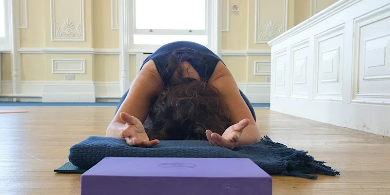Yoga Foundations. A 6 week course for Beginners & Returners