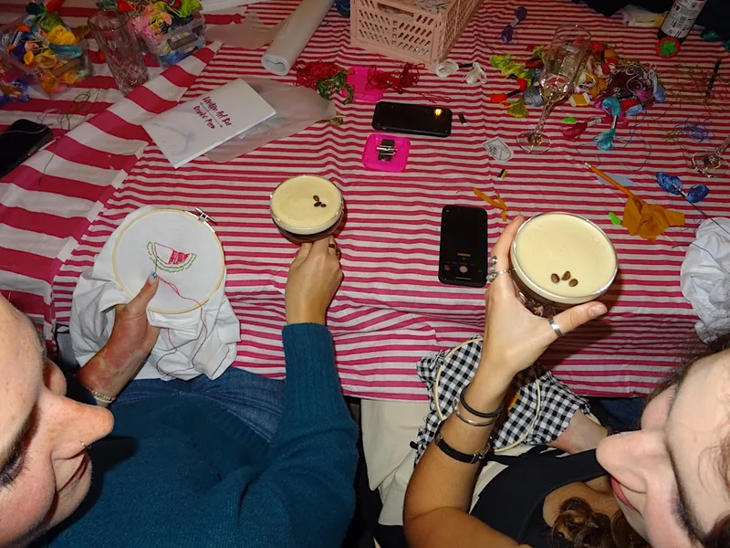 Sip & Stitch: London Art Bar