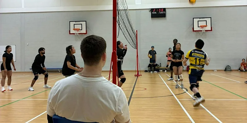 Proud Sports Wednesday London Bridge Volleyball