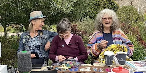 Stitch It, Don’t Ditch It! at the Community Hub