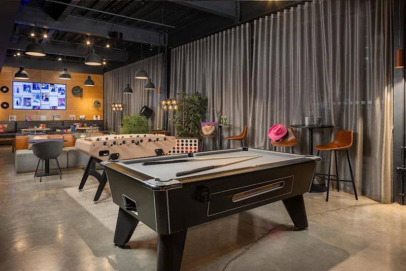 Moxy York Speed Quiz
