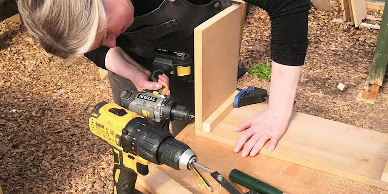 BASIC WOODWORK CLASS - DIY SKILLS