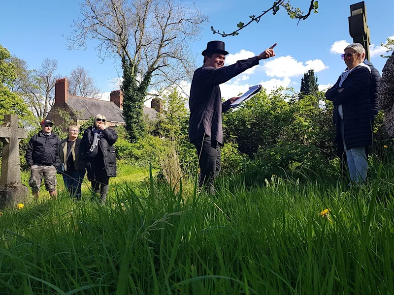 Graveyard Drama Walking Tour - Bringing the Dead to Life
