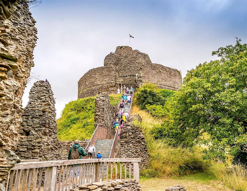 Feasts at the Castle