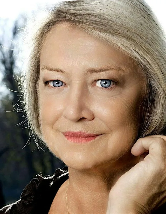 Kate Adie in conversation with Lady Edwina Grosvenor