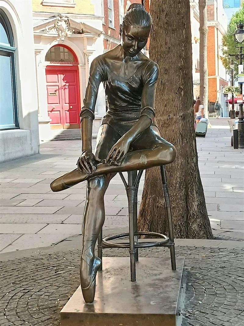 The Turbulent Tale Of Covent Garden Walking Tour