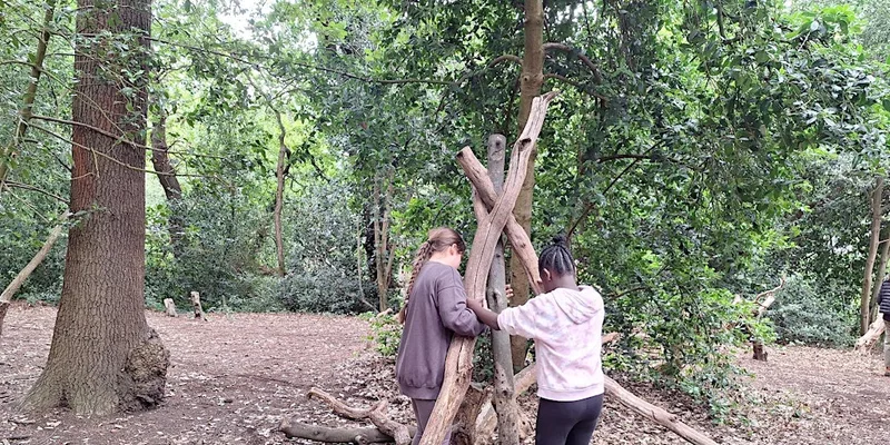 Urban Nature Club at Grosvenor Square: Survival Skills