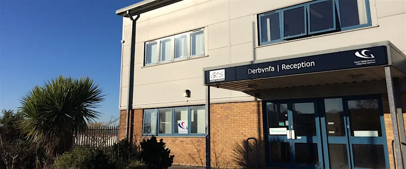 Jubilee Court - School Leavers' Open Evening / Noson Agored Ymadawyr Ysgol