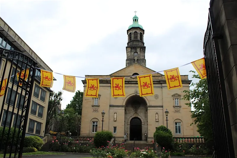 Church tour and Catholic history walk