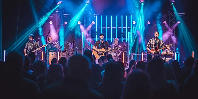 The Runrig Experience - All Roads Lead North Tour (Ballater)