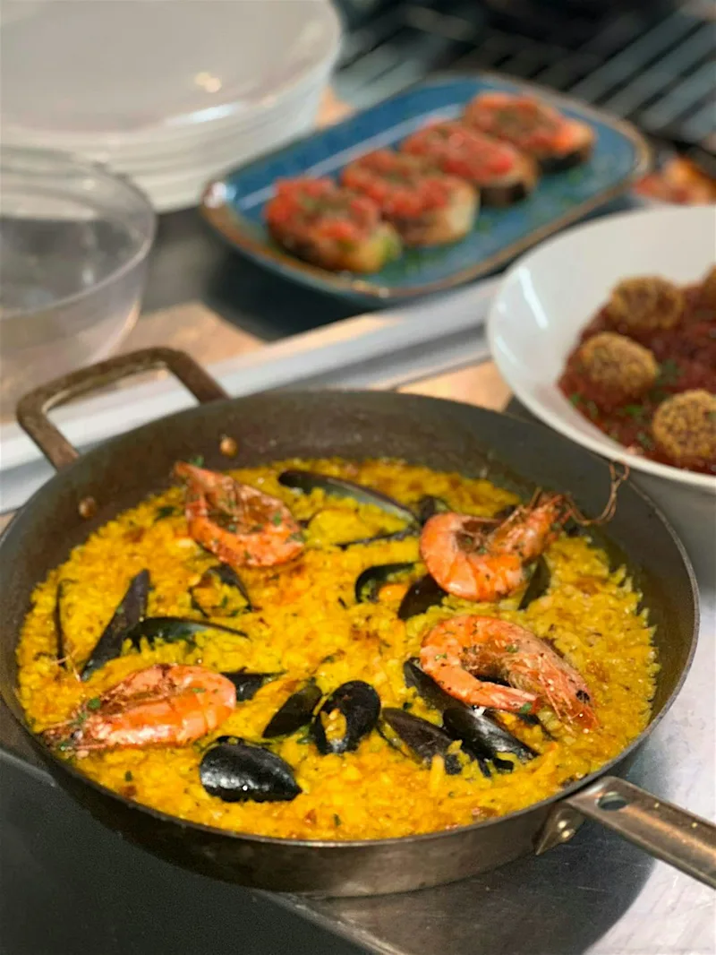 Buffet Around The World - Spain