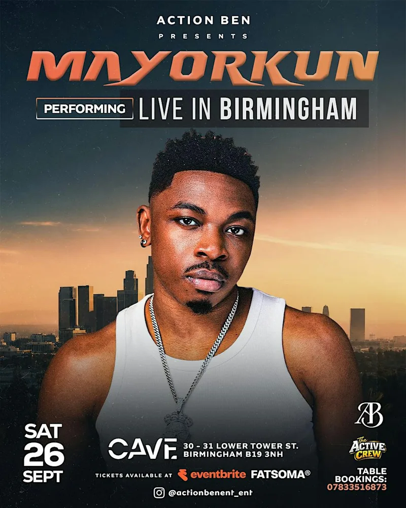 MAYORKUN PERFORMING LIVE