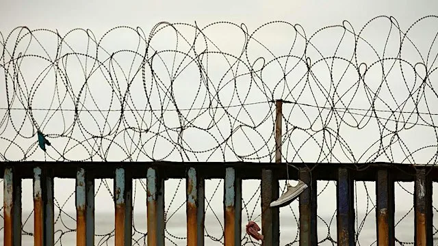 Bordering Lives: Resilience, (Non)Citizenship, and the Politics of...
