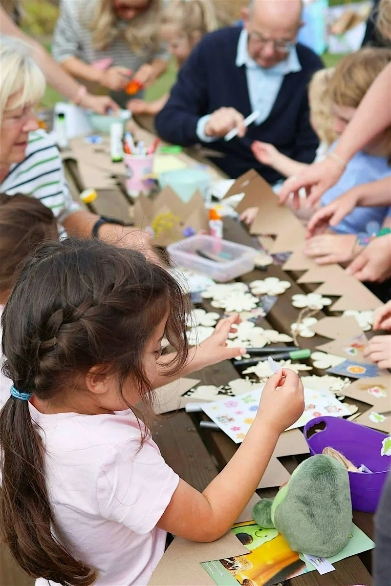 Kids Crafting Drop-In