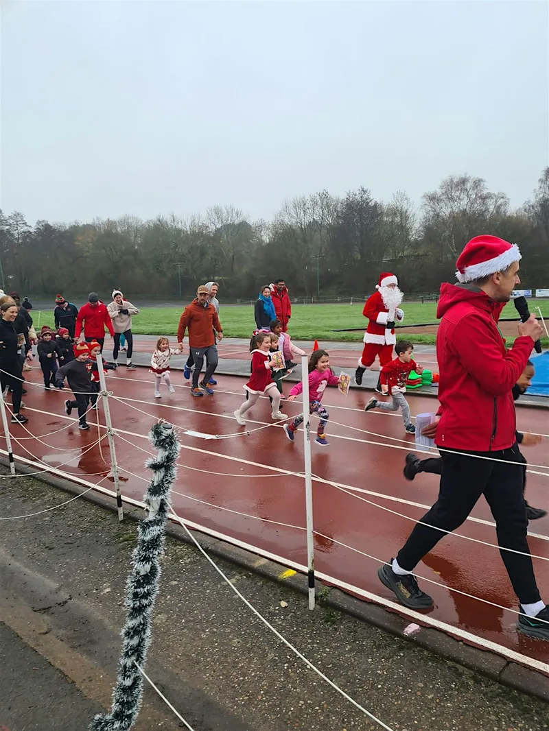 Mini Athletics Fun Run with Santa