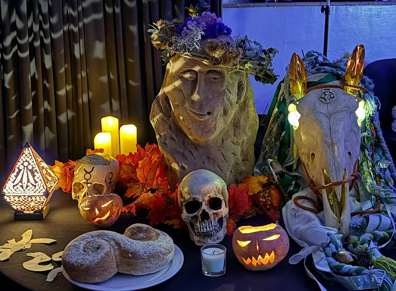 Memento Mori: reclaiming death, dying and bereavement