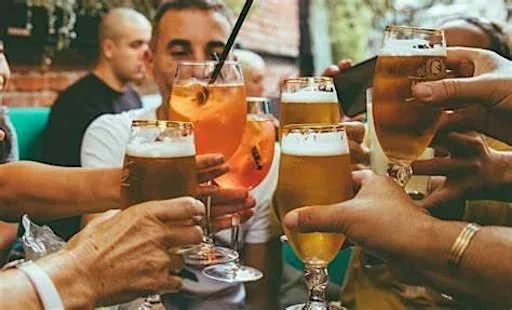 ❤️ SINGLES FRIENDLY CORK — THE MARINA SKY WALK Ages 30-45